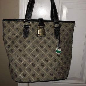 Dooney & Bourke Purse